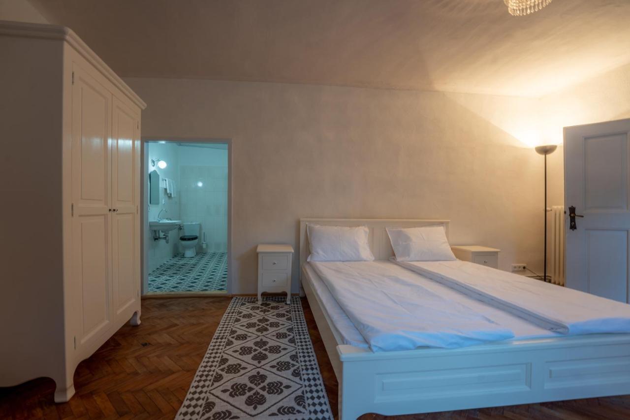 Casa Josef Bacon - La Strada - Lejlighedshotel Sighişoara Eksteriør billede
