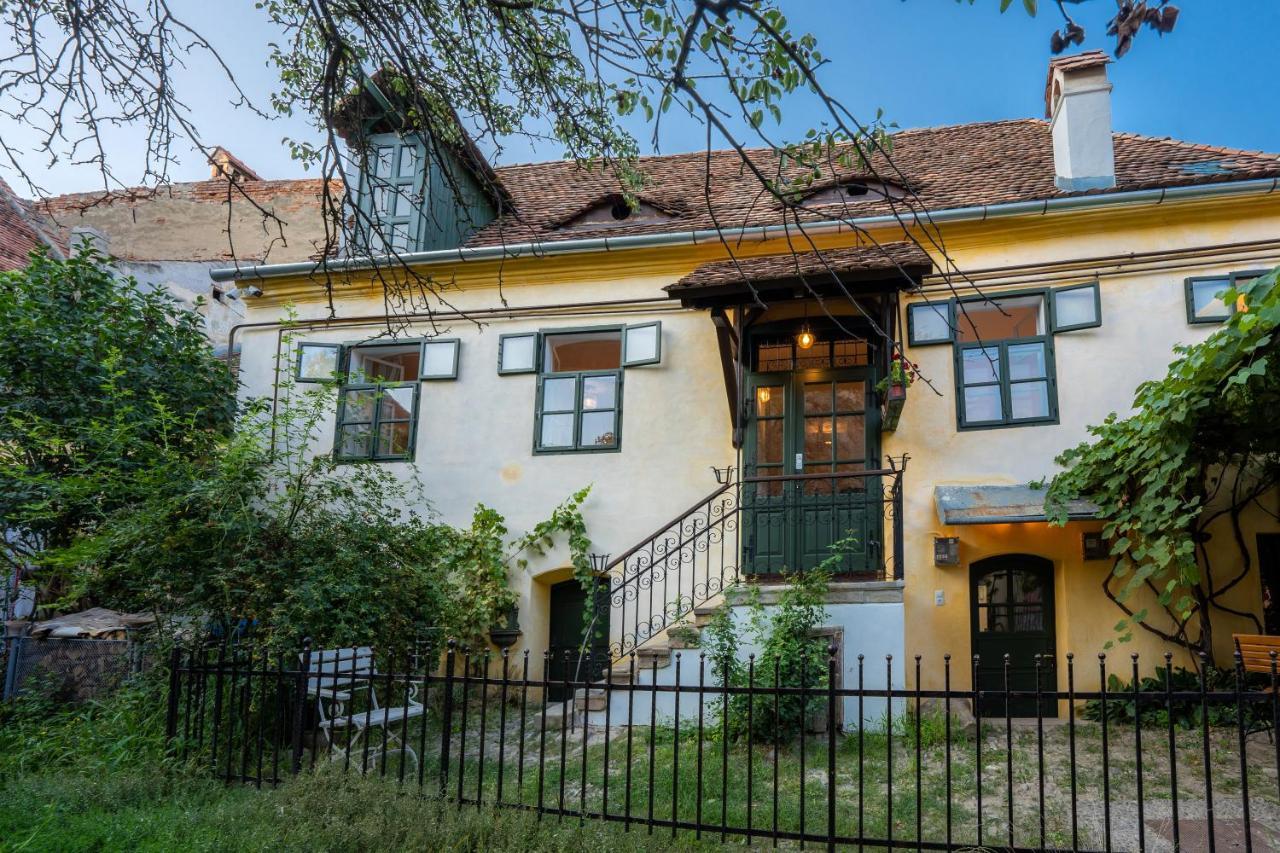 Casa Josef Bacon - La Strada - Lejlighedshotel Sighişoara Eksteriør billede